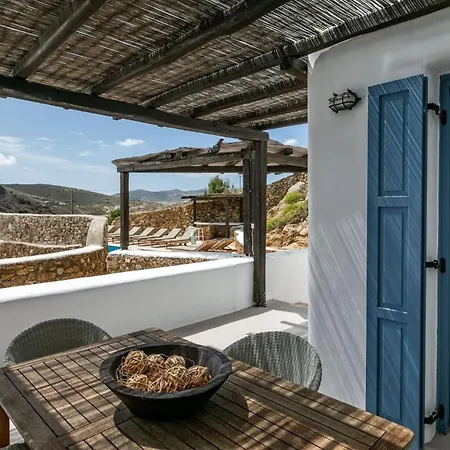 Lkm 2 Bed Pareja Ii Panormos Villa *